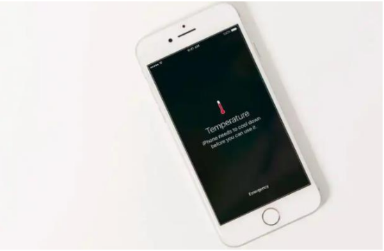 光村镇苹果手机维修分享iPhone 手机发热如何快速降温 